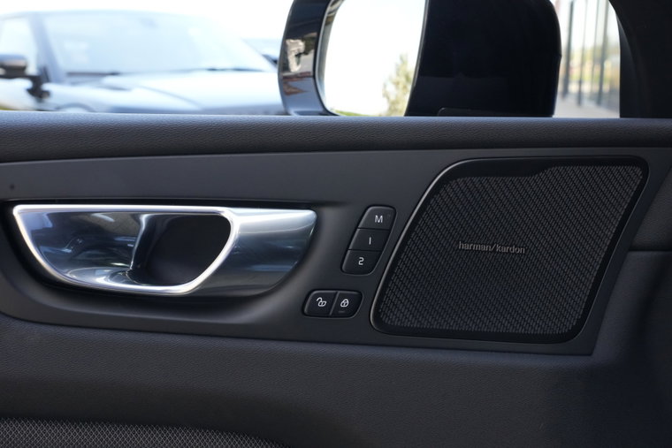 Vehicle Image 28