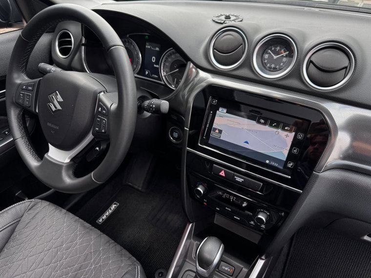 Vehicle Image 13