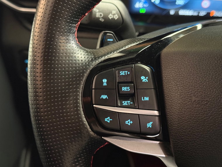 Vehicle Image 38