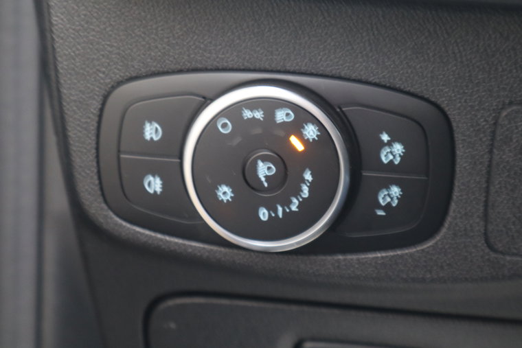 Vehicle Image 26