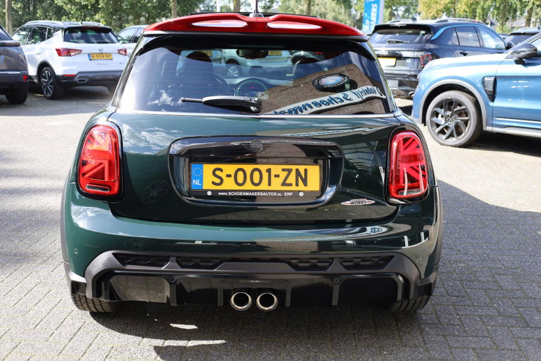 Vehicle Image 26