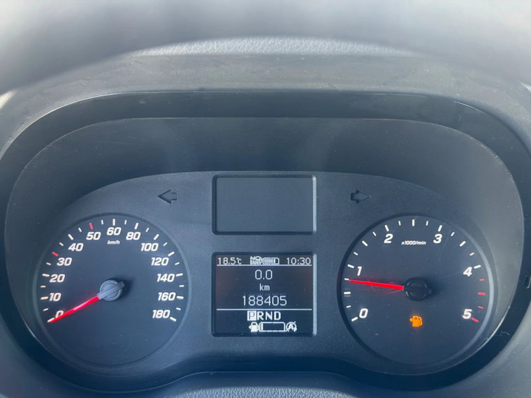 Vehicle Image 14