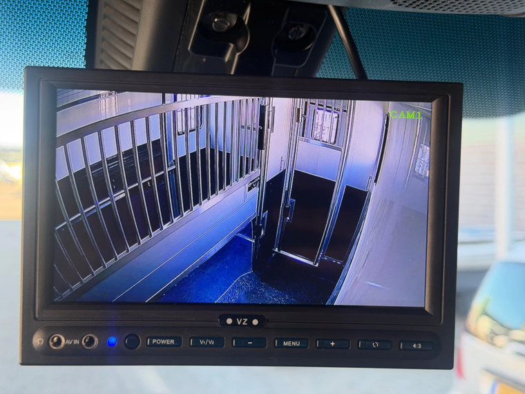 Vehicle Image 21