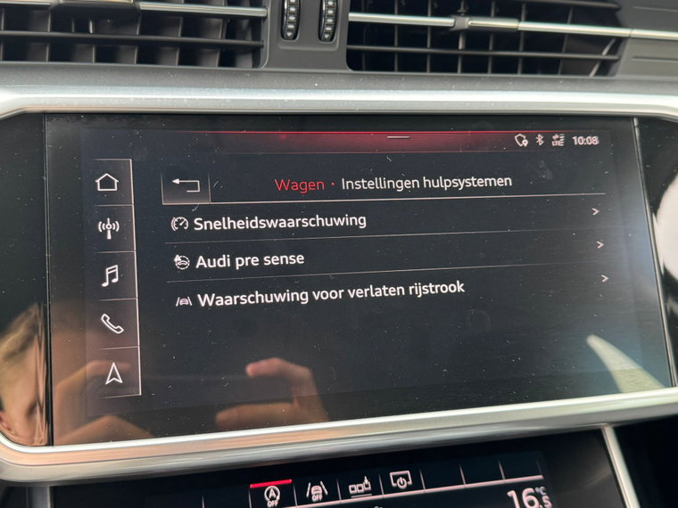 Vehicle Image 38