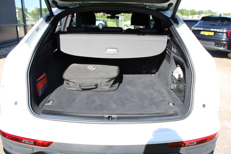 Vehicle Image 37