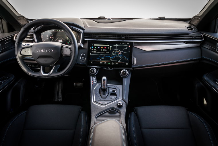 Vehicle Image 25