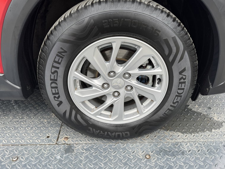 Vehicle Image 20