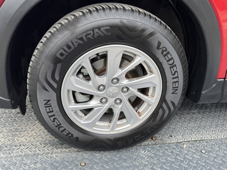 Vehicle Image 21