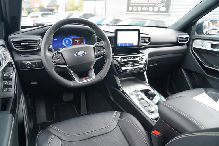Vehicle Image 45
