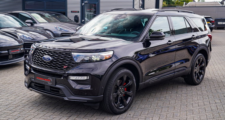 Vehicle Image 10