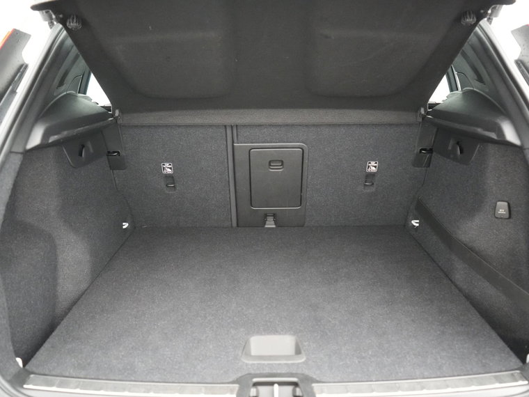 Vehicle Image 34