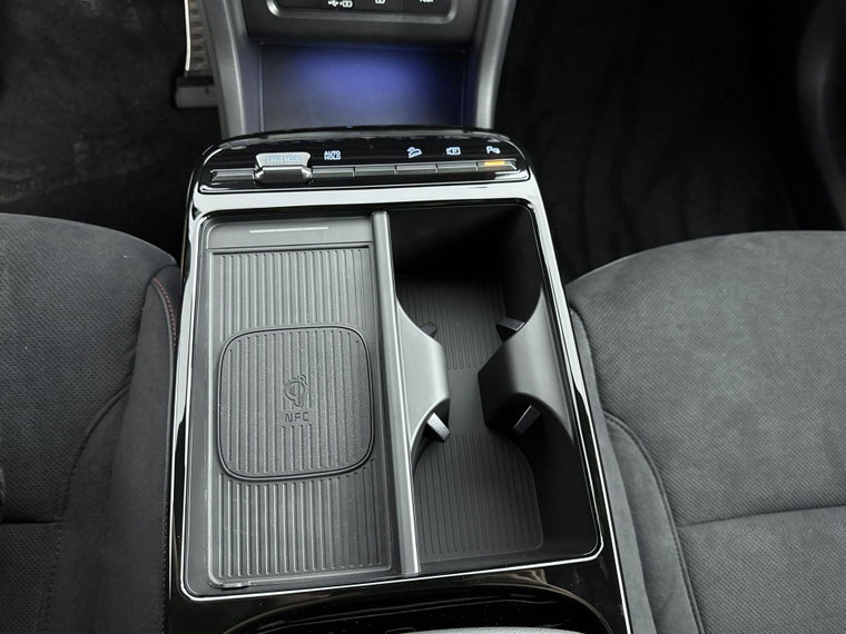 Vehicle Image 23