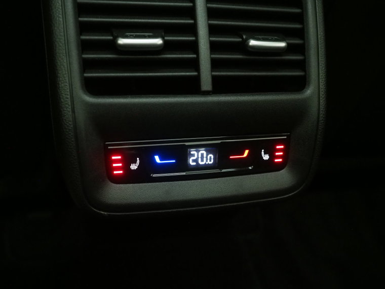 Vehicle Image 40