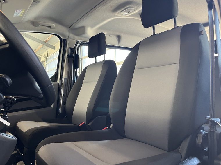 Vehicle Image 31