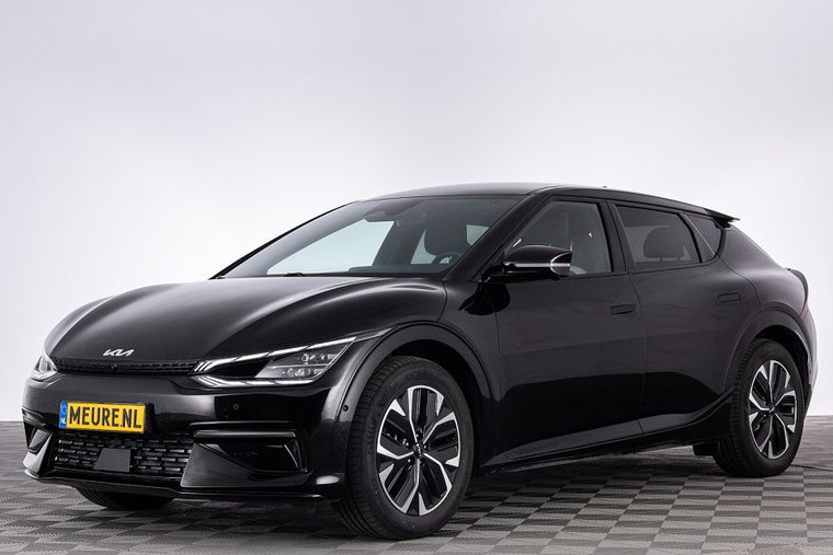 Vehicle Image 32
