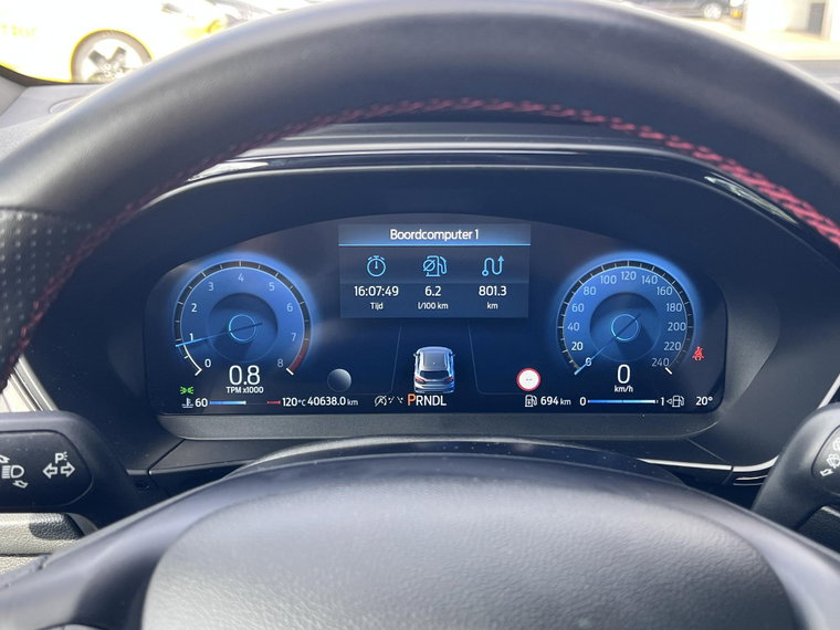 Vehicle Image 30