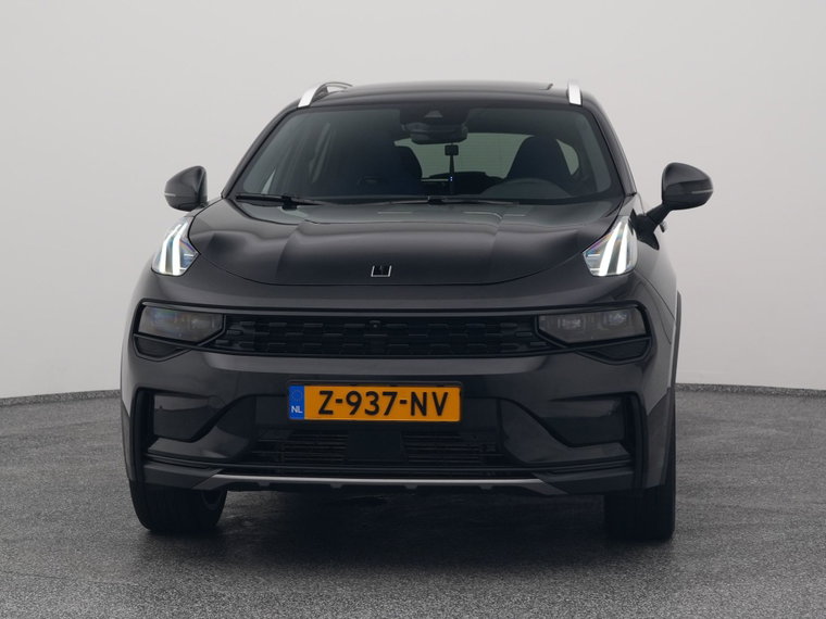 Vehicle Image 9