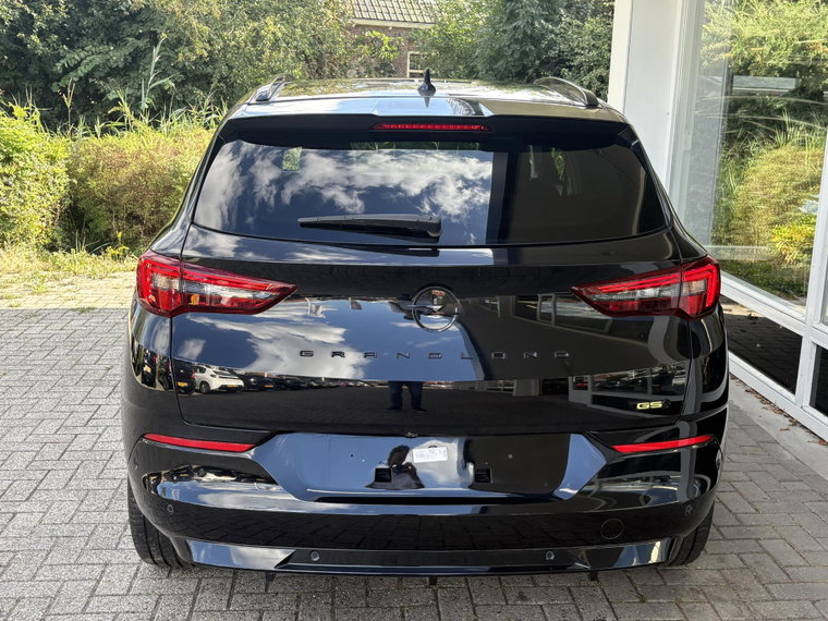 Vehicle Image 22