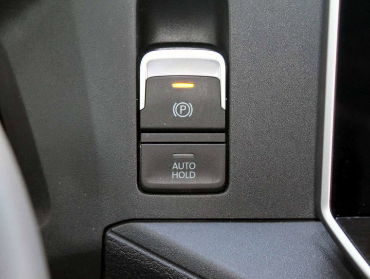 Vehicle Image 28
