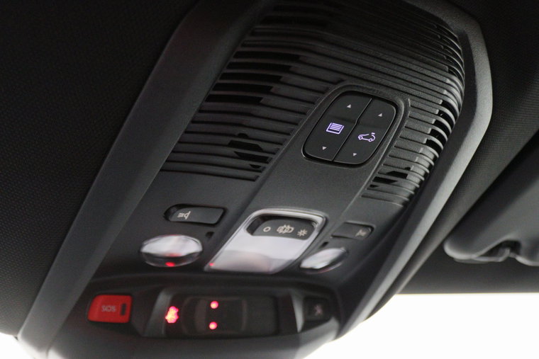 Vehicle Image 55