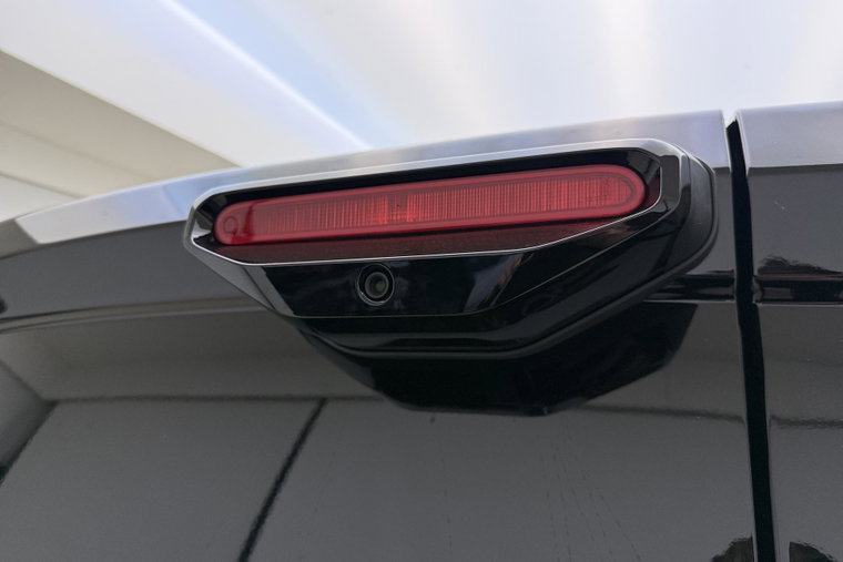 Vehicle Image 32