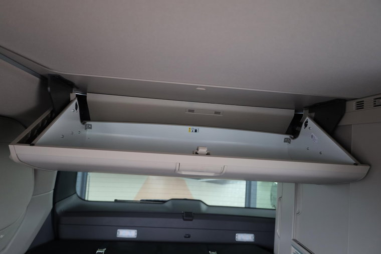 Vehicle Image 38