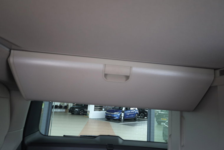 Vehicle Image 39