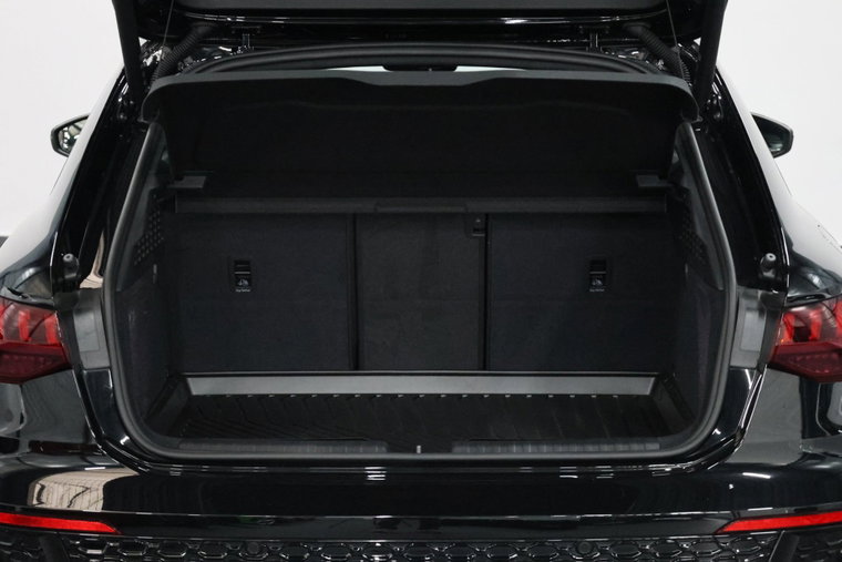 Vehicle Image 37