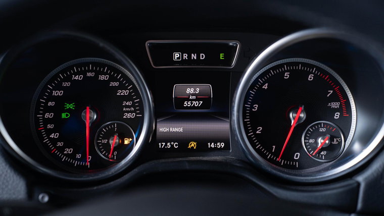 Vehicle Image 21