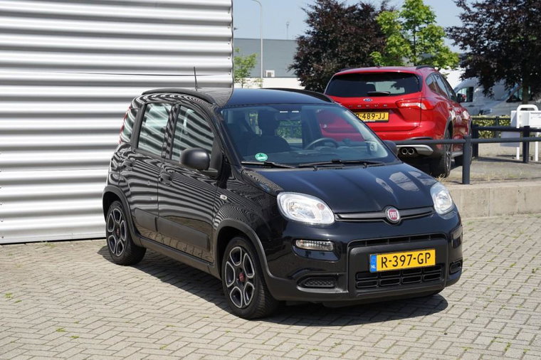 Vehicle Image 8
