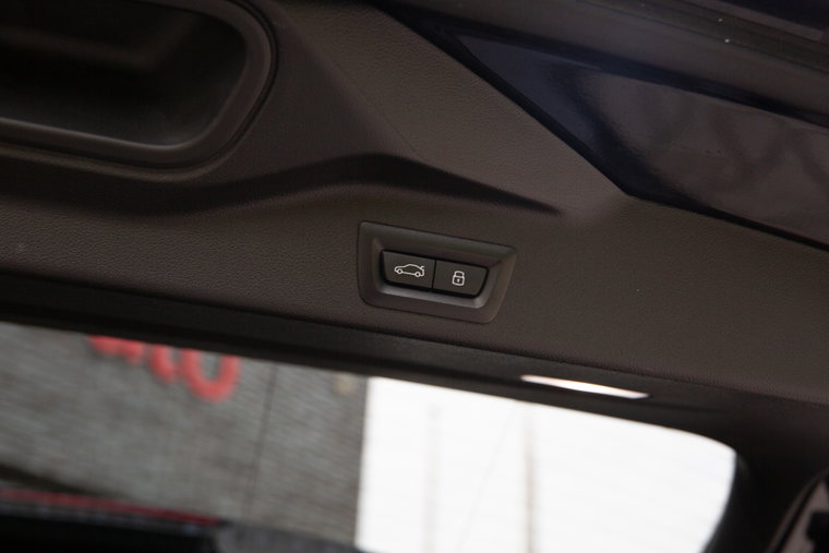 Vehicle Image 41