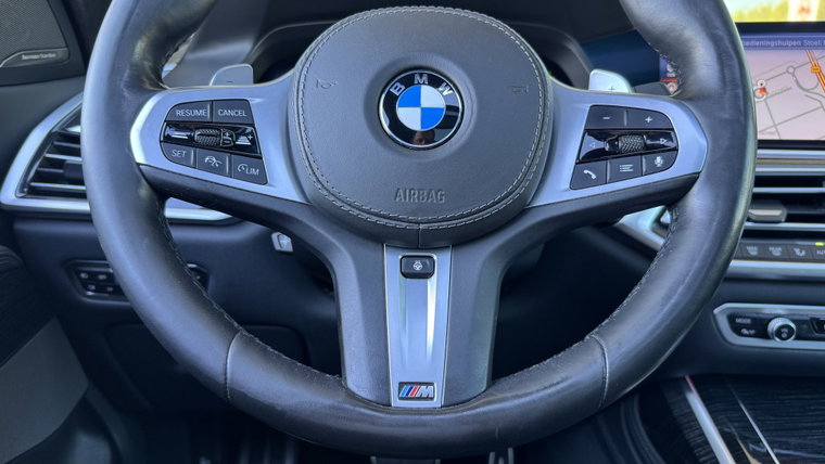 Vehicle Image 28