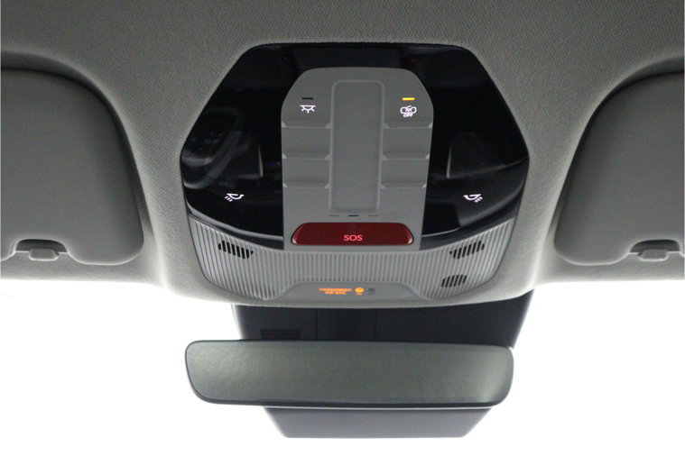 Vehicle Image 38