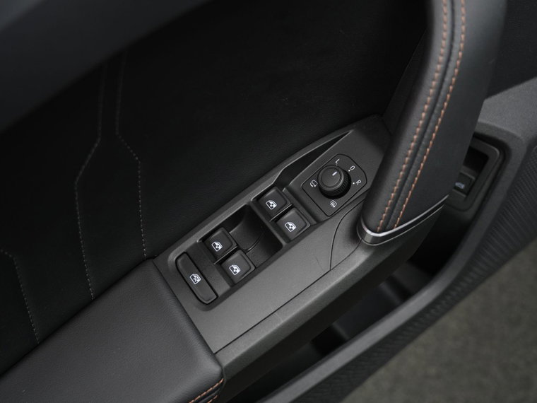 Vehicle Image 27