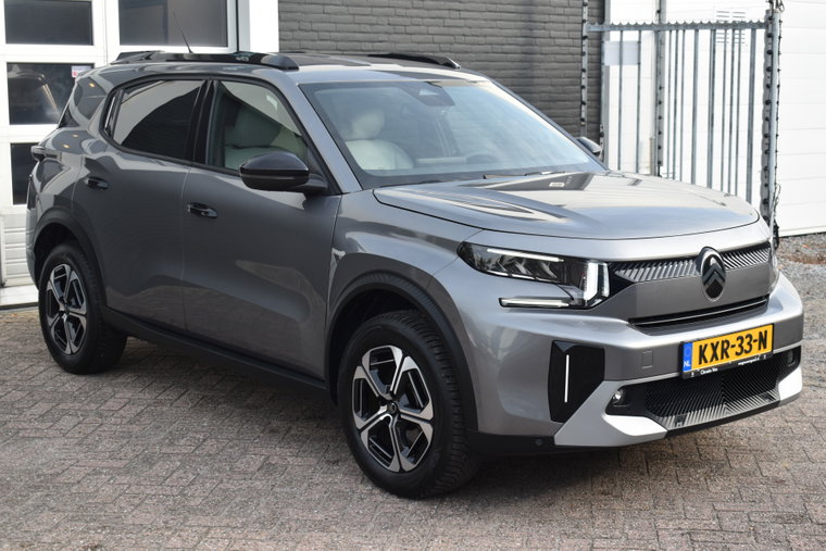 Vehicle Image 28