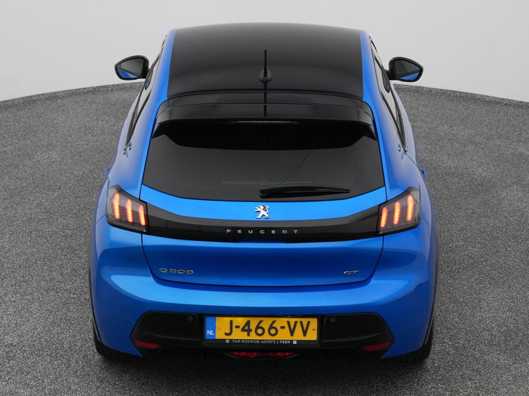 Vehicle Image 29