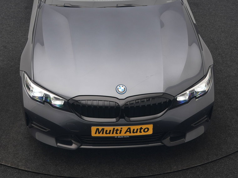 Vehicle Image 36