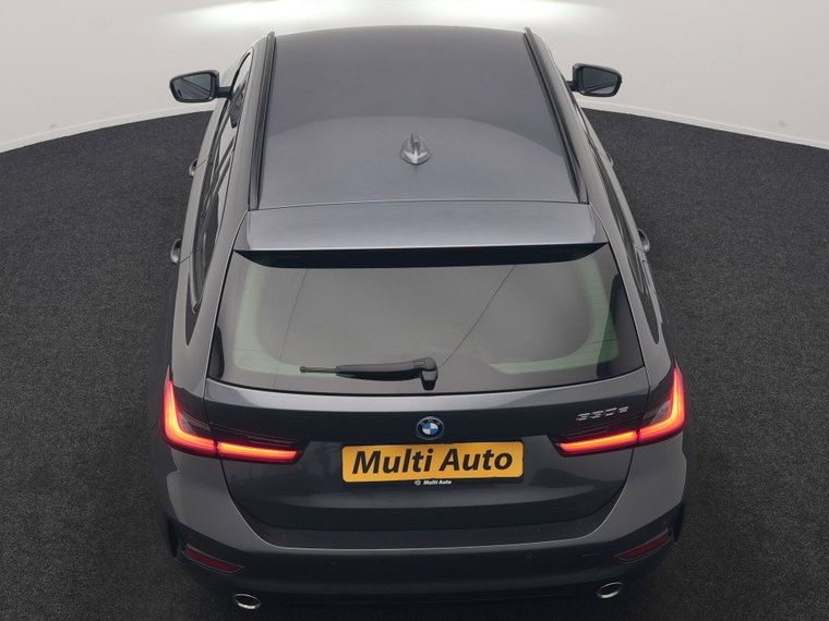 Vehicle Image 38