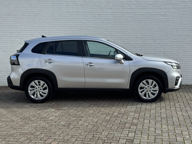 Vehicle Image 12