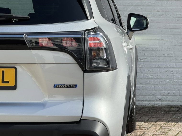 Vehicle Image 32