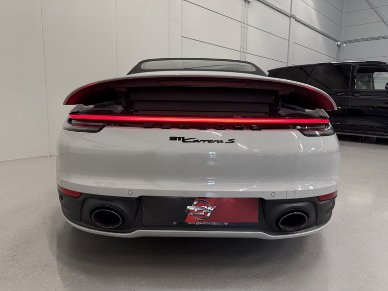 Vehicle Image 60