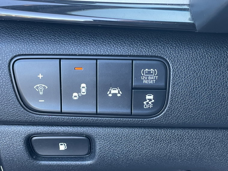 Vehicle Image 28