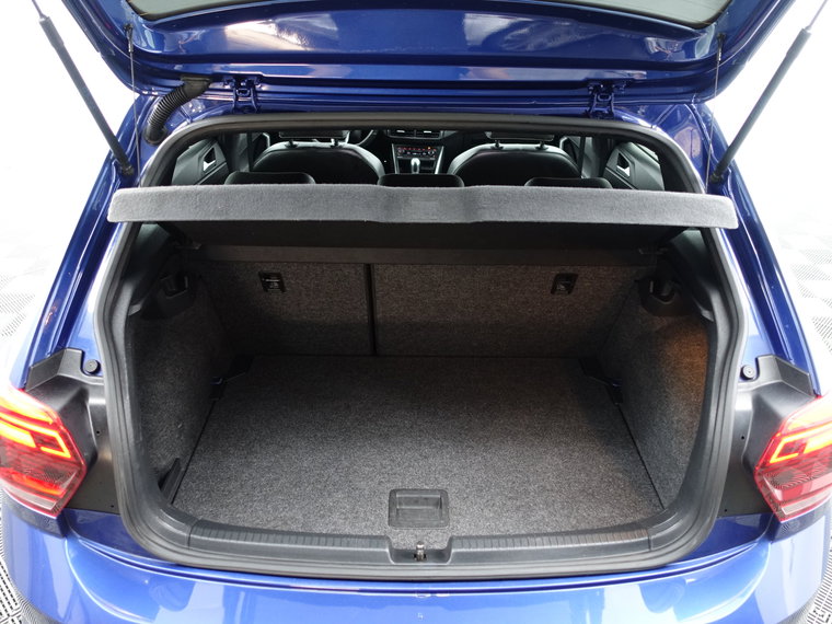 Vehicle Image 38