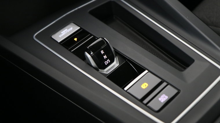 Vehicle Image 37