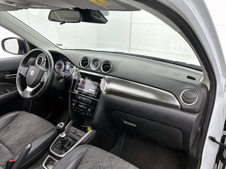 Vehicle Image 15