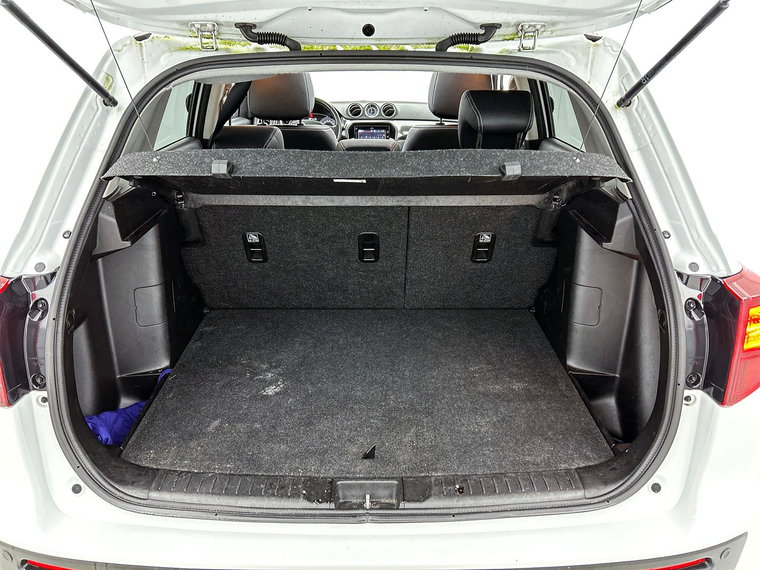Vehicle Image 18