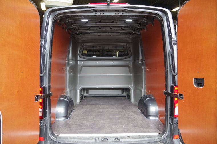 Vehicle Image 9