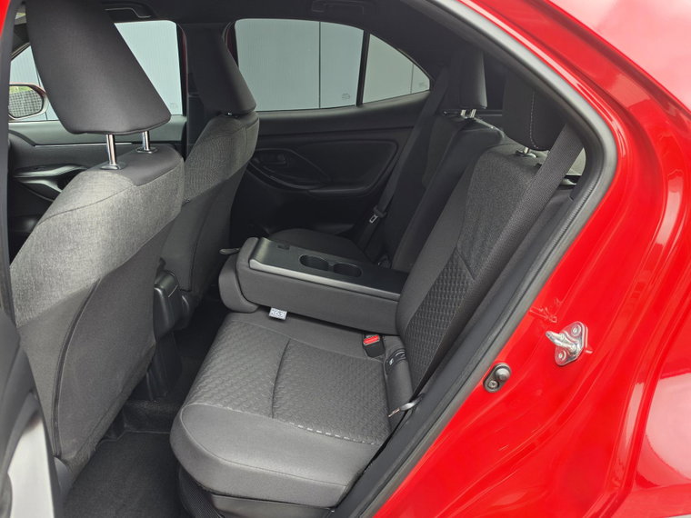 Vehicle Image 10