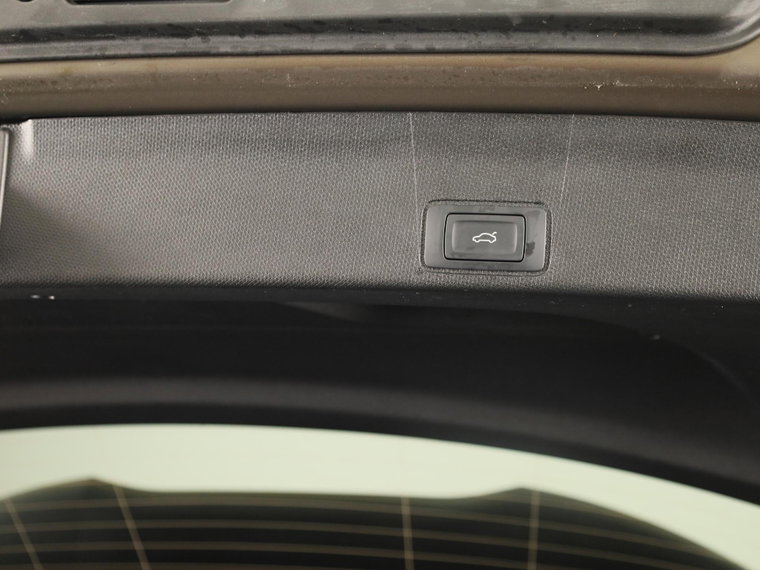 Vehicle Image 41