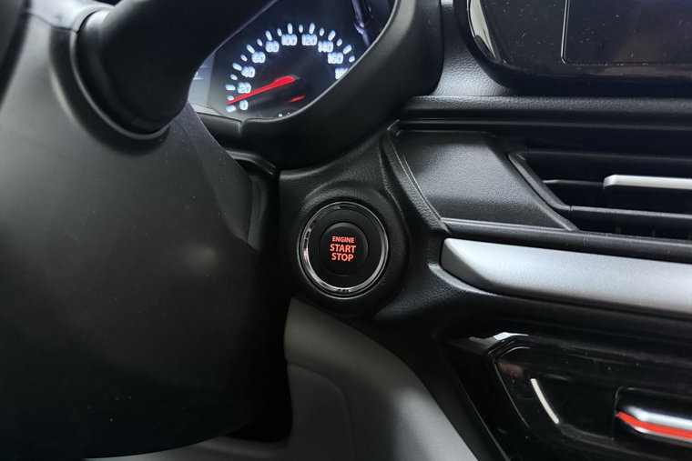 Vehicle Image 23